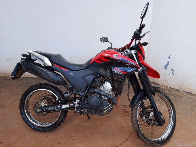 XTZ250 LANDER 2024 