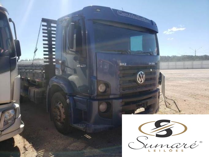VOLKSWAGEN CONSTELLATION 2012