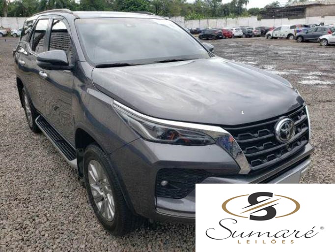 TOYOTA HILUX SW4 2021