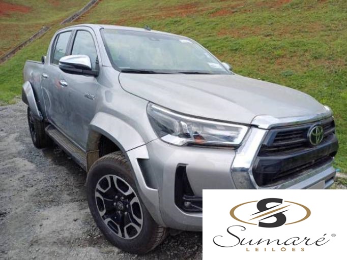 TOYOTA HILUX CD 2024