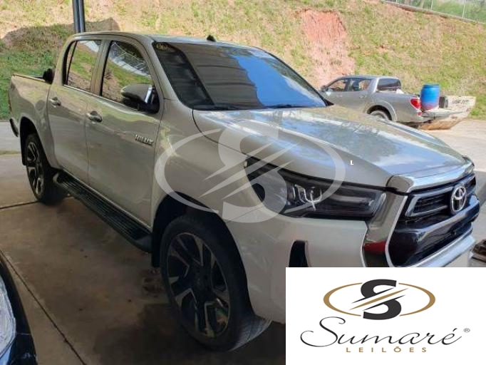 TOYOTA HILUX CD 2021