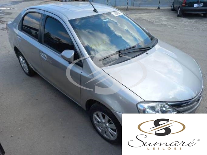 TOYOTA ETIOS SEDAN 2017